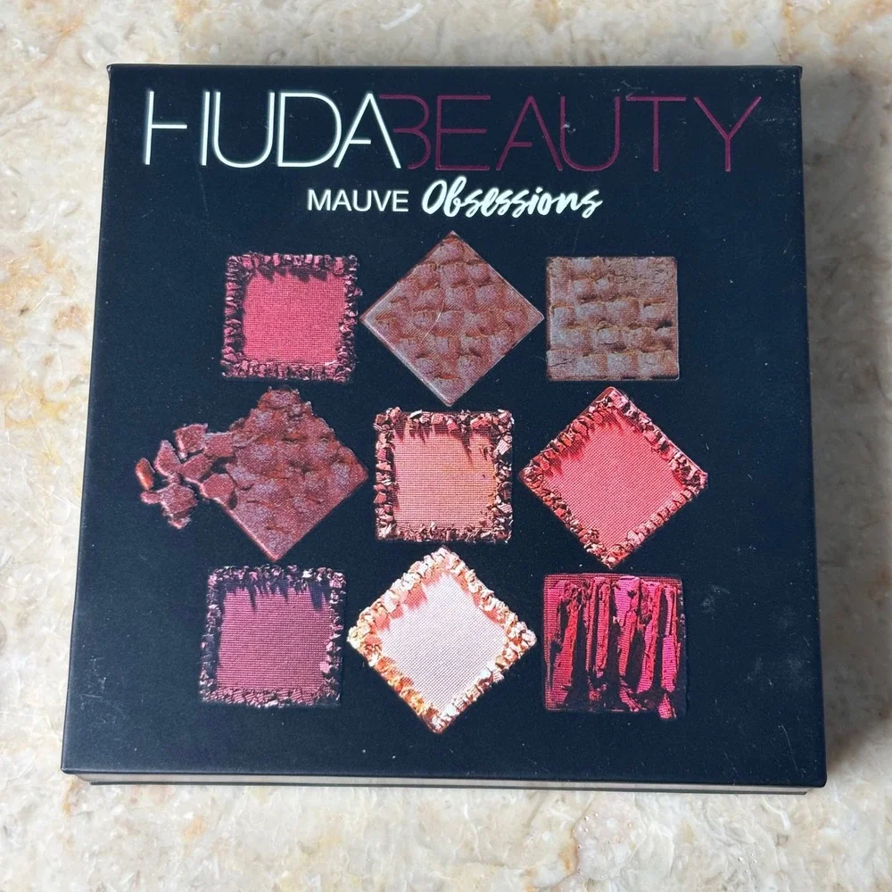 HUDA BEAUTY new without